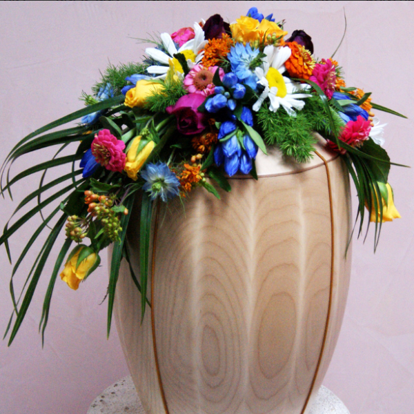 Bunter Urnenschmuck U 39